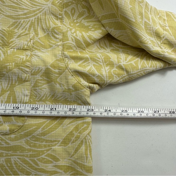 Tommy Bahama Men's Yellow Tropical Shirt Size Medium - Picture 4 of 6